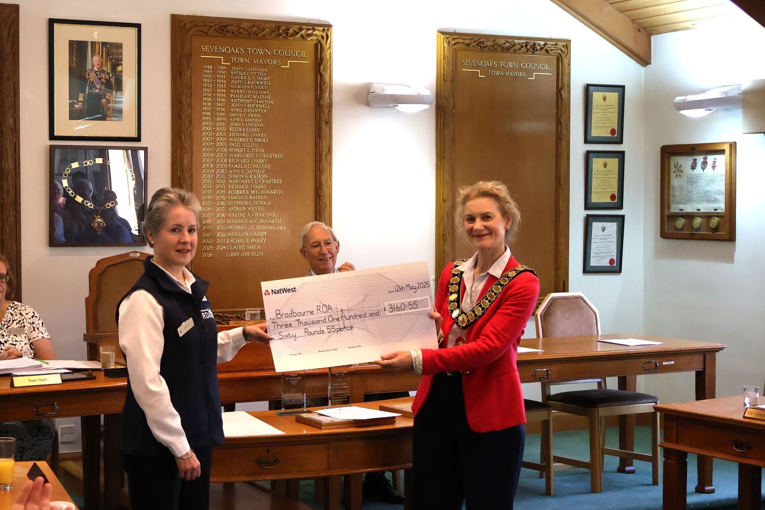 Councillor Ancrum presents Bradbourne RDA with a cheque