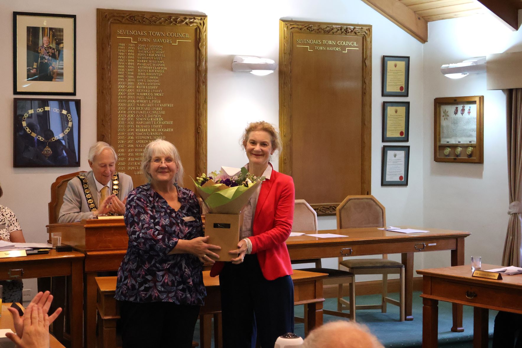 Councillor Ancrum receives flowers